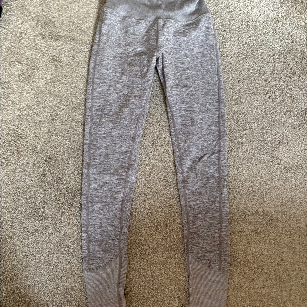 Alo high-waist alosoft lounge legging Heathered beige